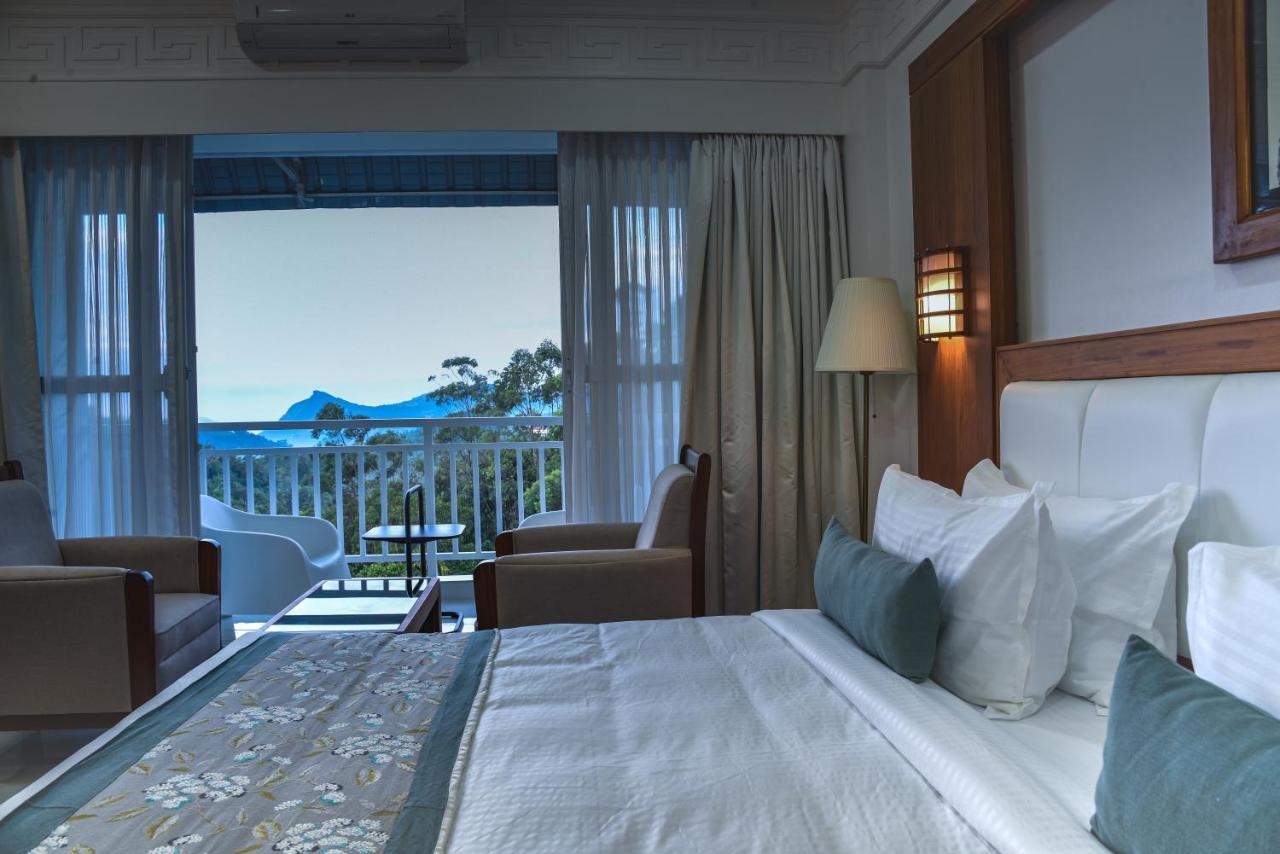 Hotel White House, 무나르 외부 사진