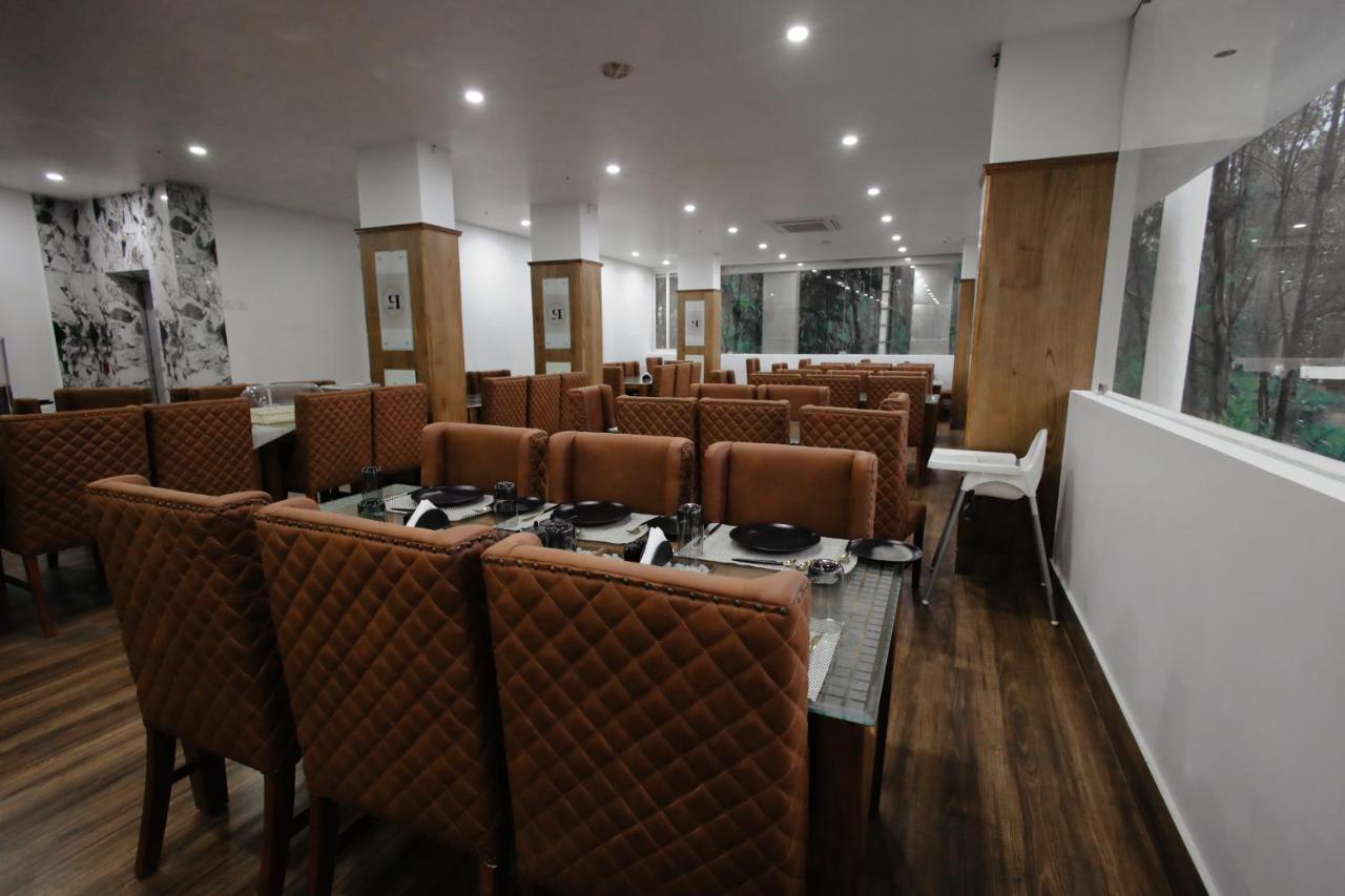 Hotel White House, 무나르 외부 사진