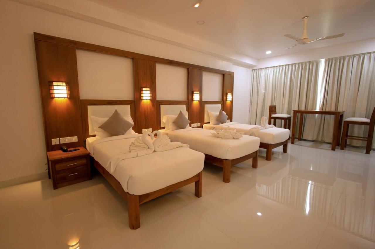 Hotel White House, 무나르 외부 사진