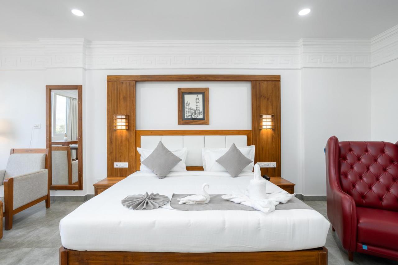 Hotel White House, 무나르 외부 사진